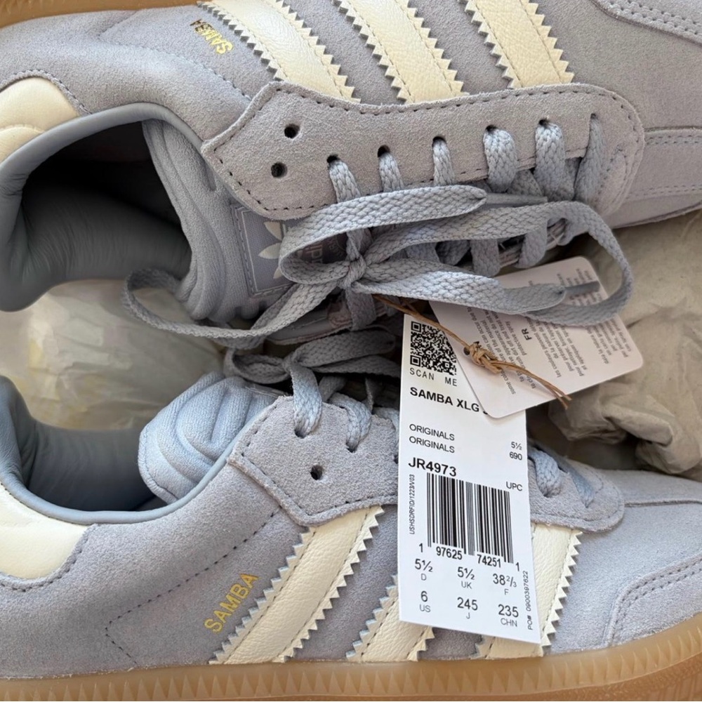 Adidas Samba Sneakers in Blue and Cream/white